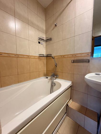 Apartament cu 2 camere decomandat în Titulescu