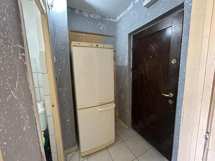 Vand gars.conf I, in Micalca zona 300 pe Faleza Muresului, et.3 din 4,st.37 mp. - 2