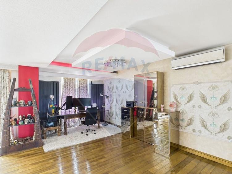 PENTHOUSE CU TERASA PANORAMICA SI PISCINA ACOPERITA - 12