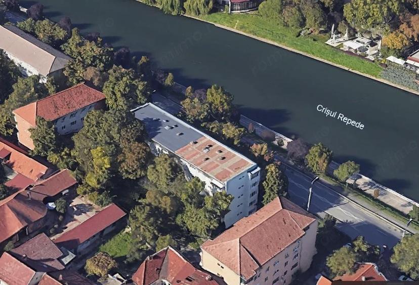 Vand apartament 3 camere Oradea - 1