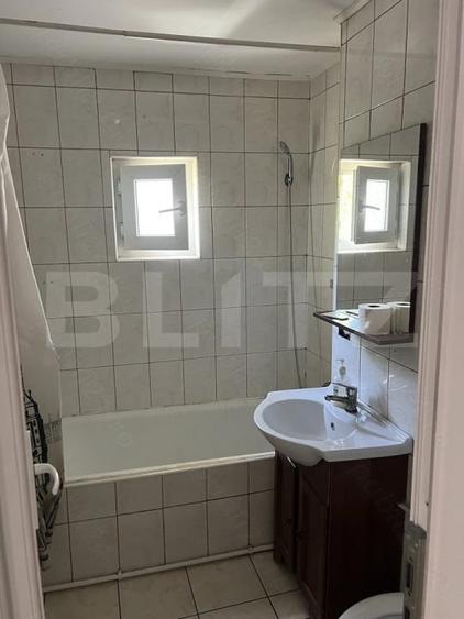 Apartament cu 3 camere decomandat, mobilat în Canta