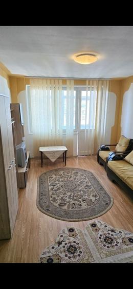 Inchiriez apartament 2 camere - 5