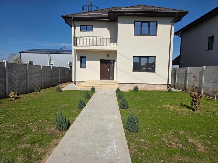 Casa P+1E de vanzare - 1