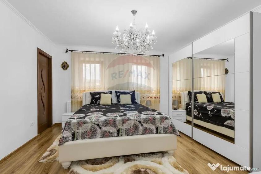 Casa noua pe colt si teren 1079 mp de vanzare in Macea,Arad - 5