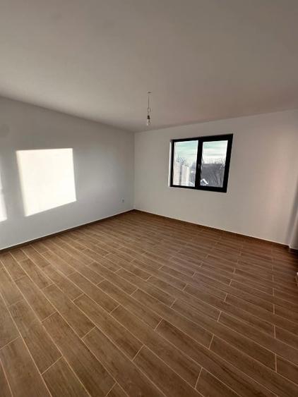 Vând casă  P+1E,an construcție 2025! - 9