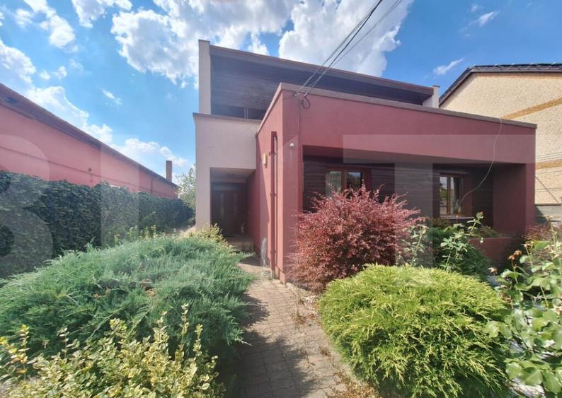 Casa compusa din doua apartamente, de vanzare, cu 8 camere, - 5