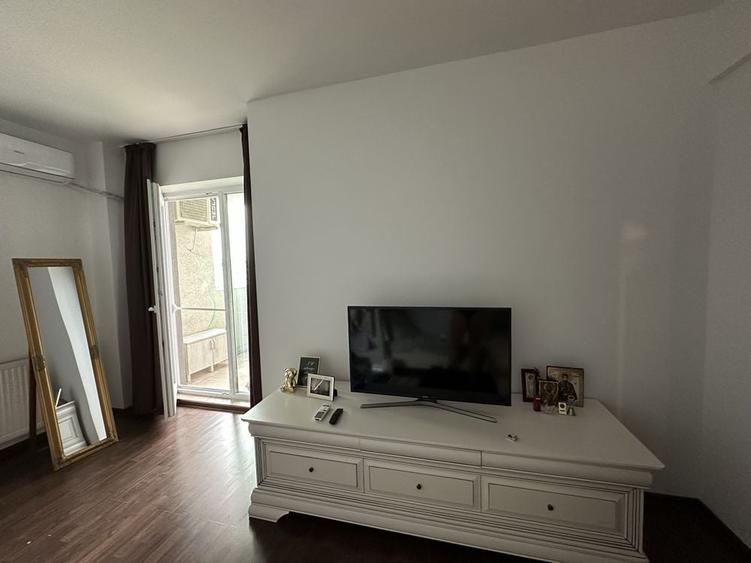 Apartament cu 2 camere în Păcii