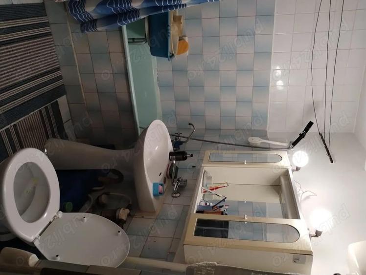 schimb apartament 2 camere decomandat et.3 cu similar parter sau et.1 - 8