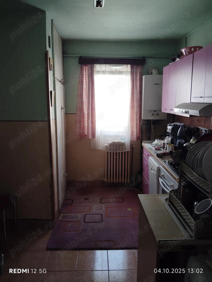 Apartament de vanzare - 4