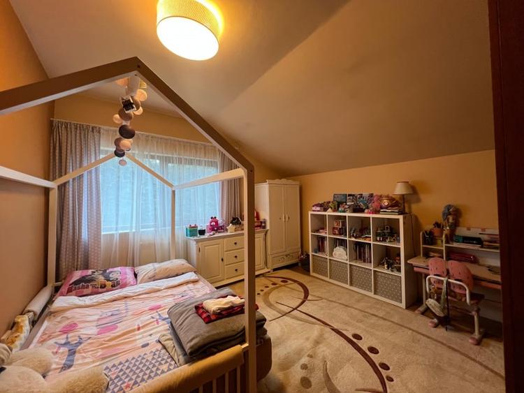 De vanzare | Casa Individuala | 154 mp | Transylvania College | Strada Privata - 10