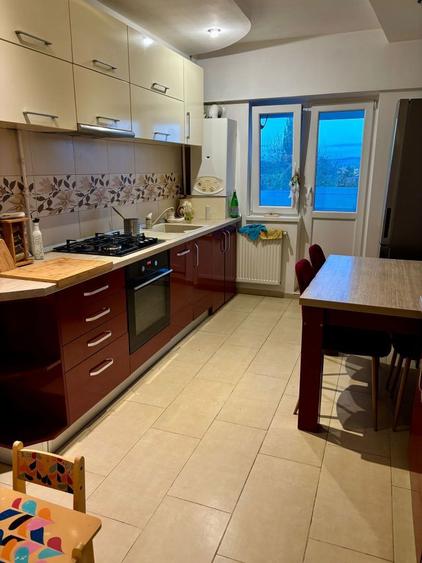 Vand sau inchiriez apartament 2 camere zona garii - 1