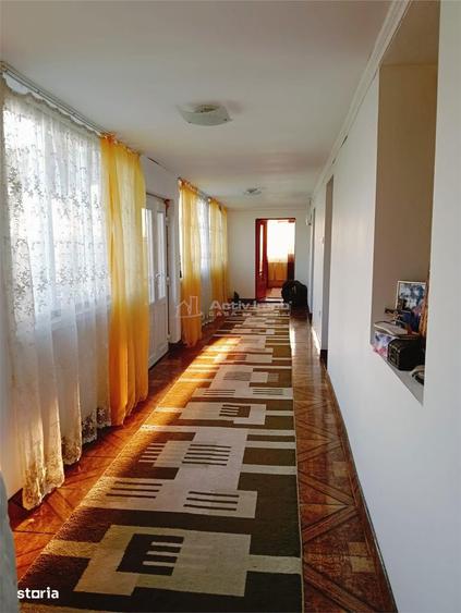 5 Camere - la 15 km de Arad - 12