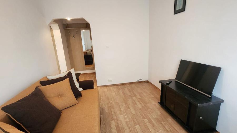 Garsoniera mobilata si utilata, etaj 2, Triaj 320 - 5