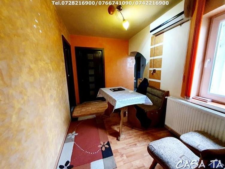 Apartament 3 camere, situat in Targu Jiu, Aleea Teilor - 8