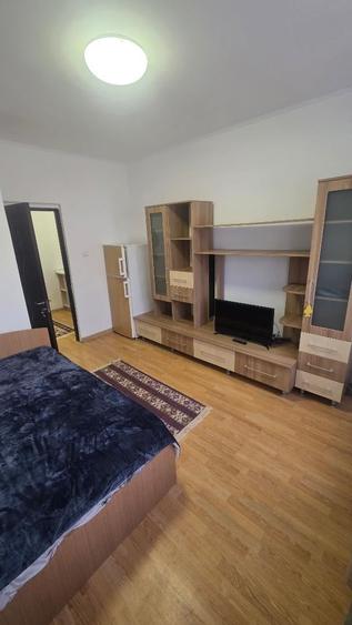 Garsoniera Zona CET - 1