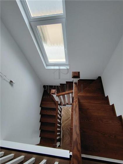 Duplex deosebit - asfalt - toate utilitatile - 10