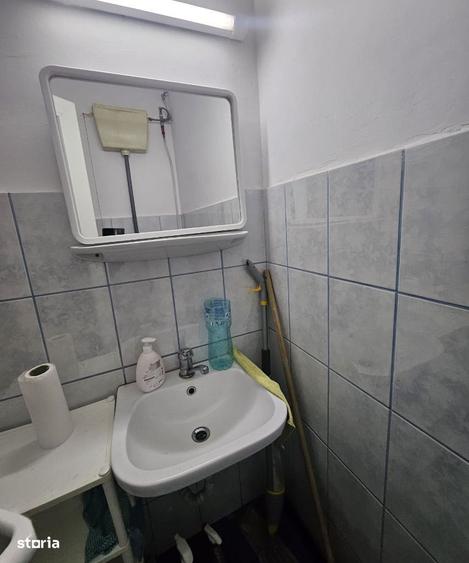 Spatiu comercial pentru birouri/ cabinete medicale, Bl. Cantemir - 8