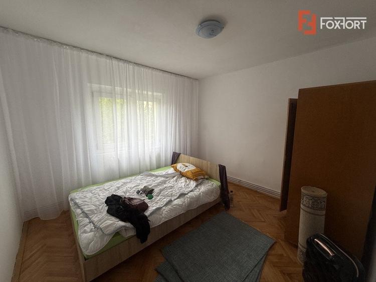 Apartament cu 3 camere decomandat de inchiriat, Zona Lipovei - 1