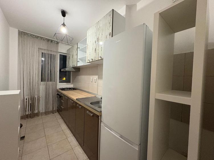 Dorobanti inchiriere 3 camere lux , Piata Victoriei - 8