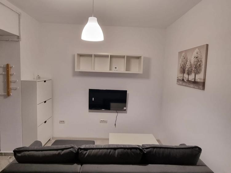 Inchiriez studio nou 45mp - 1