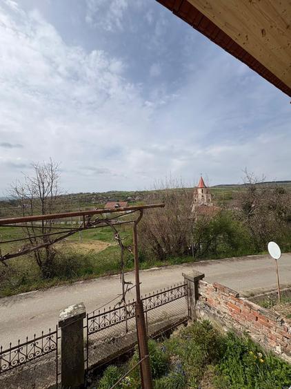 De vanzare casa luminoasa cu 4 camere in Lugasu de Sus - 3