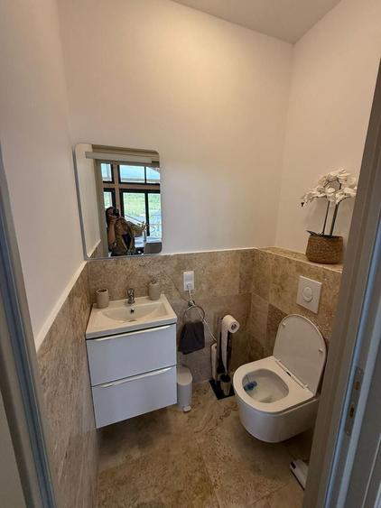 Casă individuală cu 4 camere cu Canalizare în Tudor