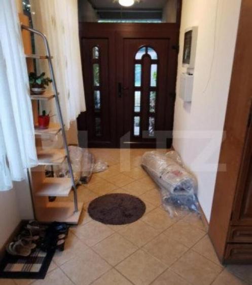 Ocazie!!! Vila cu potential, 250mp, teren 1473mp front 68ml, - 1