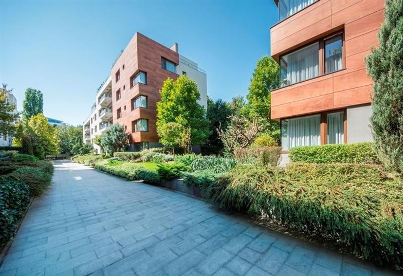 Apartament spatios de 3 camere | Delavrancea Residence | 2 locuri de parcare si - 18