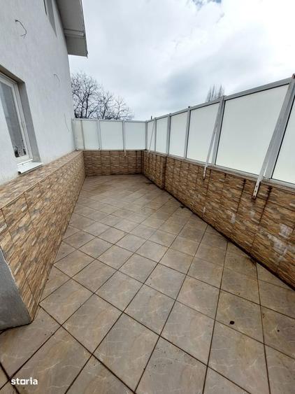 COMISION 0 Casa 300 mp ut. 361 mp teren, 5 camere, Targoviste, Micro 5 - 5