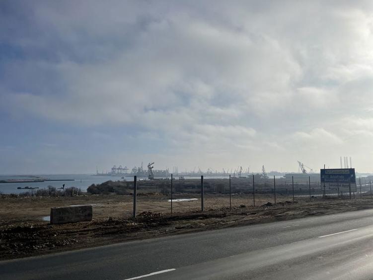 Teren.Parcare,Depozitare,Logistica,Autostrada A4 - 2