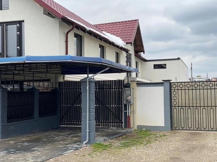 SPATIU COMERCIAL DE VANZARE PTR BUSSINES CU VENITURI IMEDIATE   IN EXCLUSIVITATE - 2