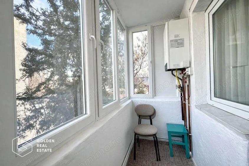 Apartament 4 camere, etaj 1, zona Vlaicu, centrala proprie, loc de parcare - 7