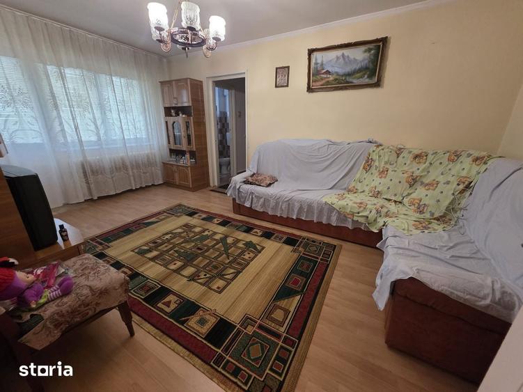 3 camere Viziru 1 , 2 balcoane, sup 70 mp - 2