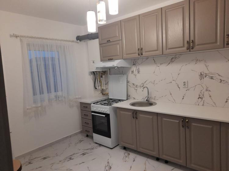 Inchiriem apartament nou - 3