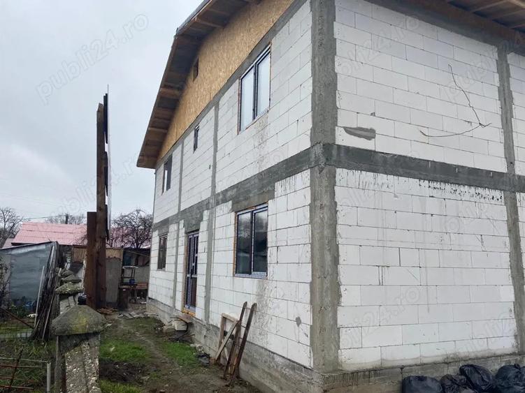 de vanzare casa P+E - 3