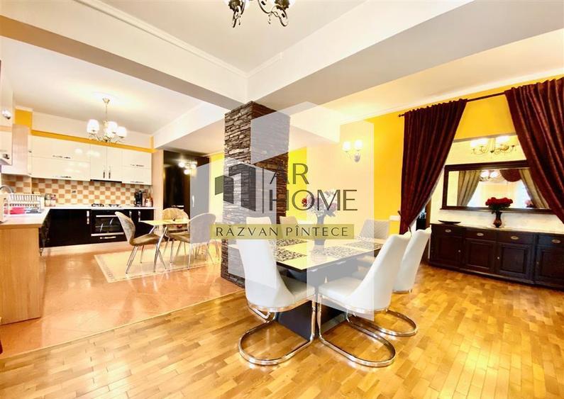 Apartament 3 camere, decomandat, 100 mp, zona Republicii, Pl - 12