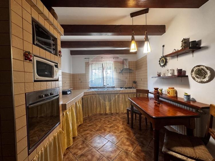 Casa +teren de vanzare in Bacau,  pozitie excelenta la E85 - 9