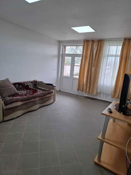 Casa/Spatiu de inchiriat - 2
