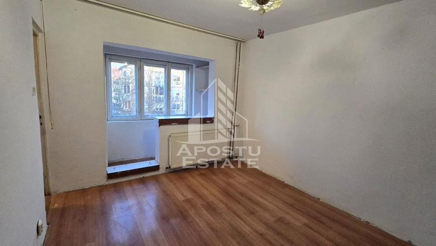 Apartament cu 1 camera, etaj intermediar, zona Lipovei - 1