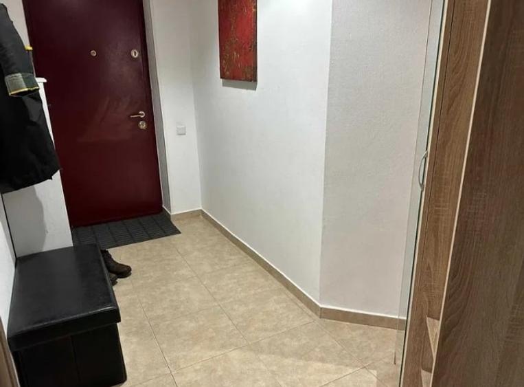 Piata Romana METROU  ASE,et.1/2,Amenajat,CENTRALA mobilat utilat complet - 2