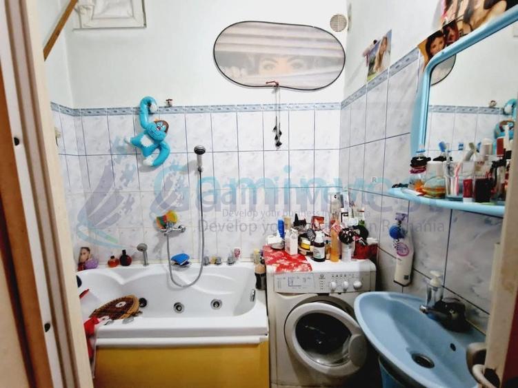 Apartament cu 3 camere de vanzare in Oradea, zona centrala - 6