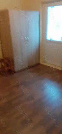 Vanzare apartament in recas doua camere doua balcoane centrala termica la parter. - 2