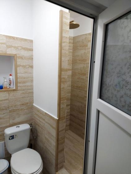 De vanzare garsoniera recent renovata - 9