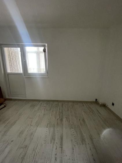 Vand apartament 2 camere - 3
