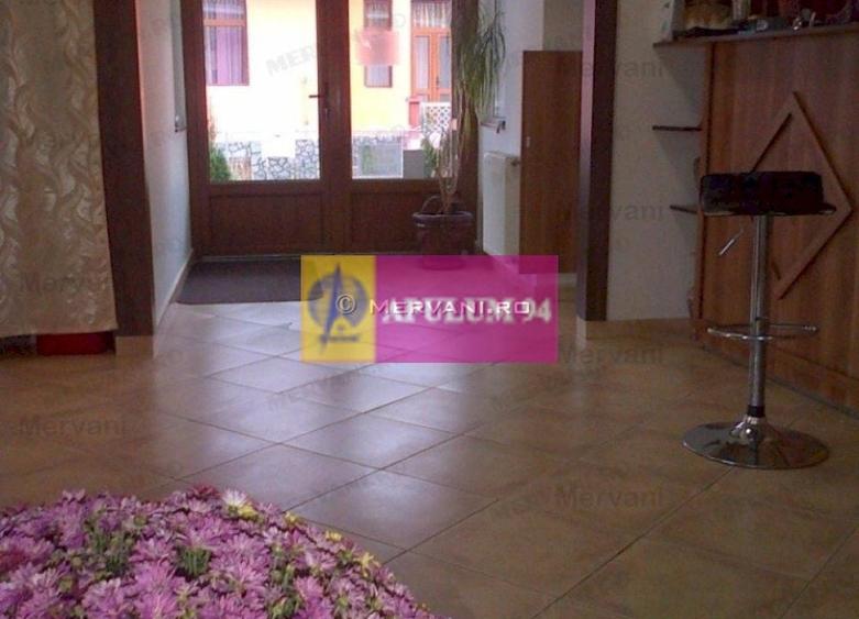 Spatiu turistic de vanzare in Busteni - Zona Centrala - 44