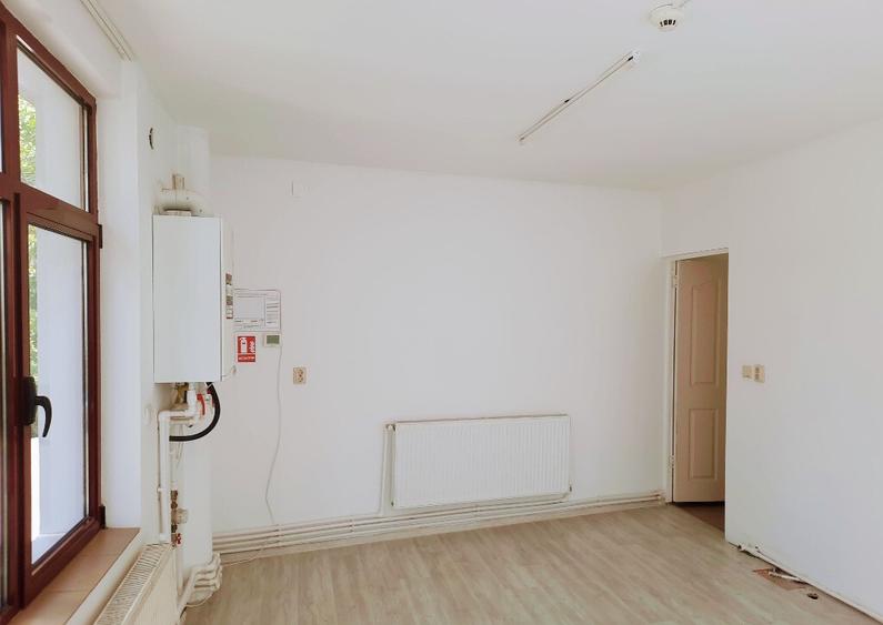 Full Shopping Center Deva, spatii comerciale de inchiriat - 1