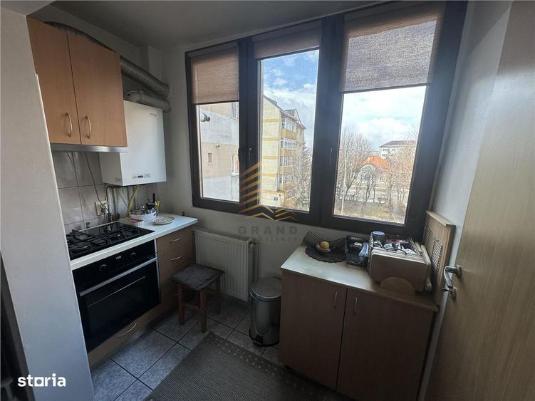 APARTAMENT 2 CAMERE | ETAJ 2 | DECOMANDAT - 9