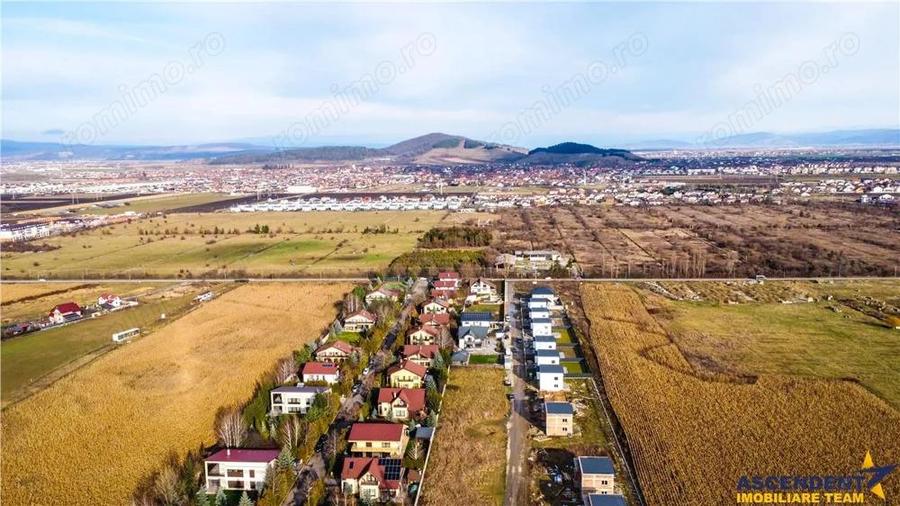 Vila calitativa, luminoasa linie, incalzire pardoseala, utilitati, Sanpetru, Brasov - 2