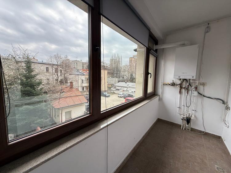 Vanzare Cladire S+P+4 - Dorobanti, 3 apartamente, 6 locuri de parcare - 10