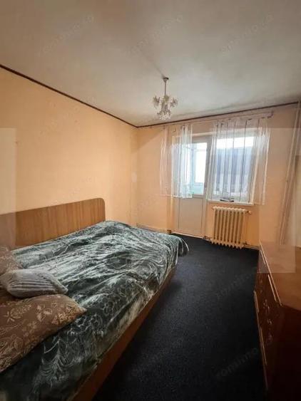 Apartament cu 3 camere semidecomandat, etaj 2 - Bd. Mihai Eminescu - 4